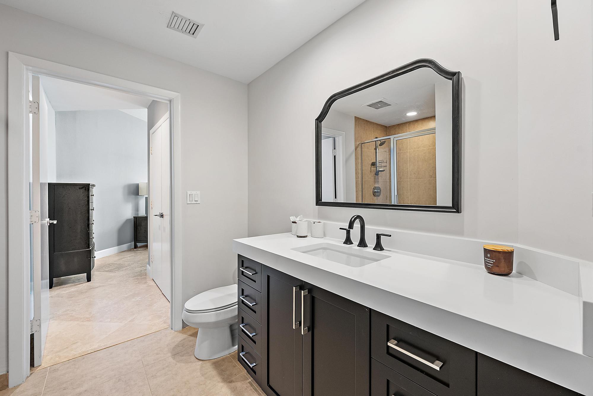 550 Okeechobee Boulevard Uph-11