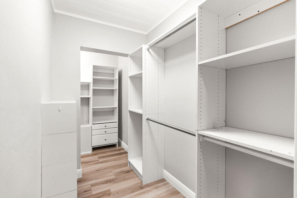 137 Hawthorne Drive A