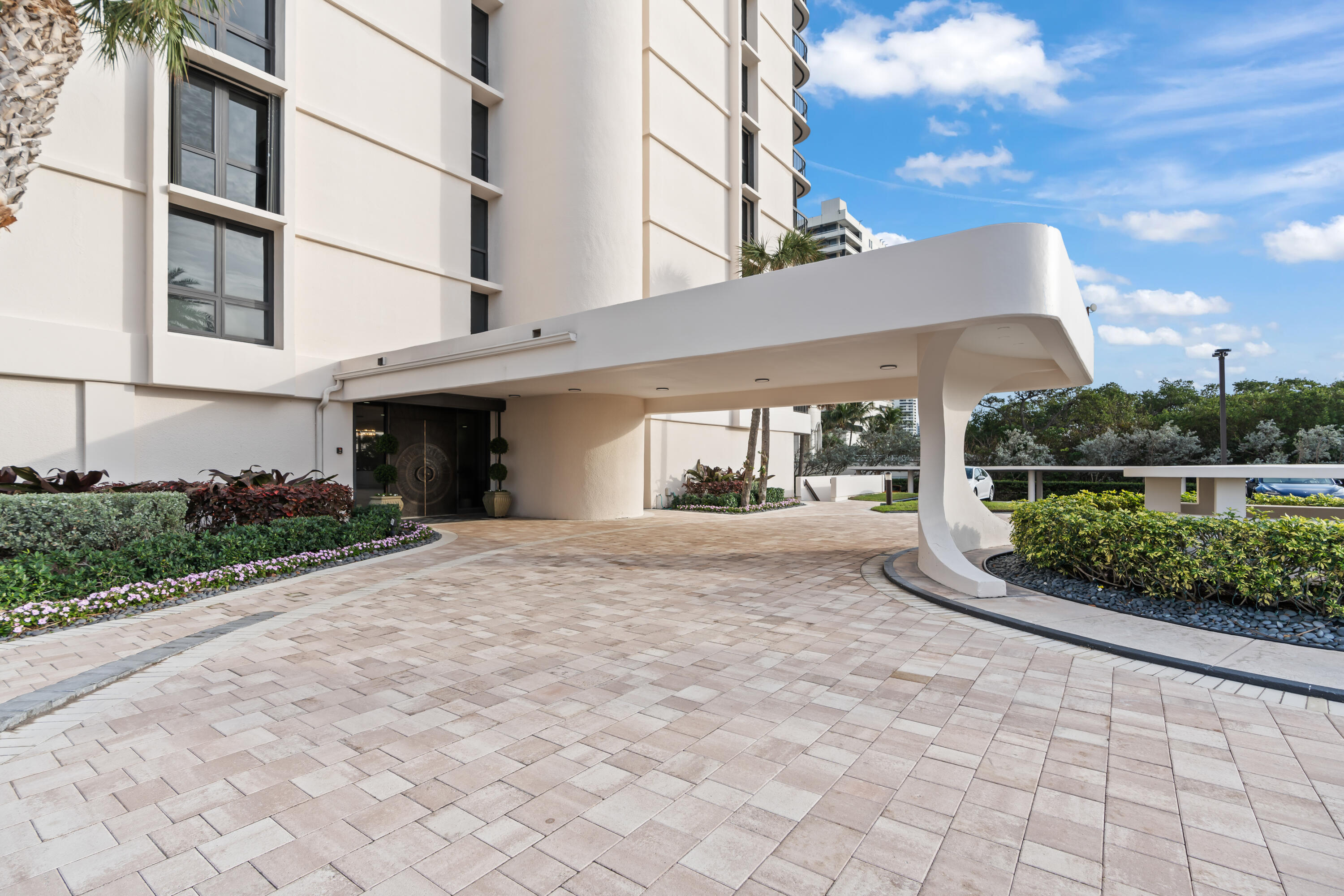 5380 N Ocean Drive 10g, Singer Island Unit: 10g