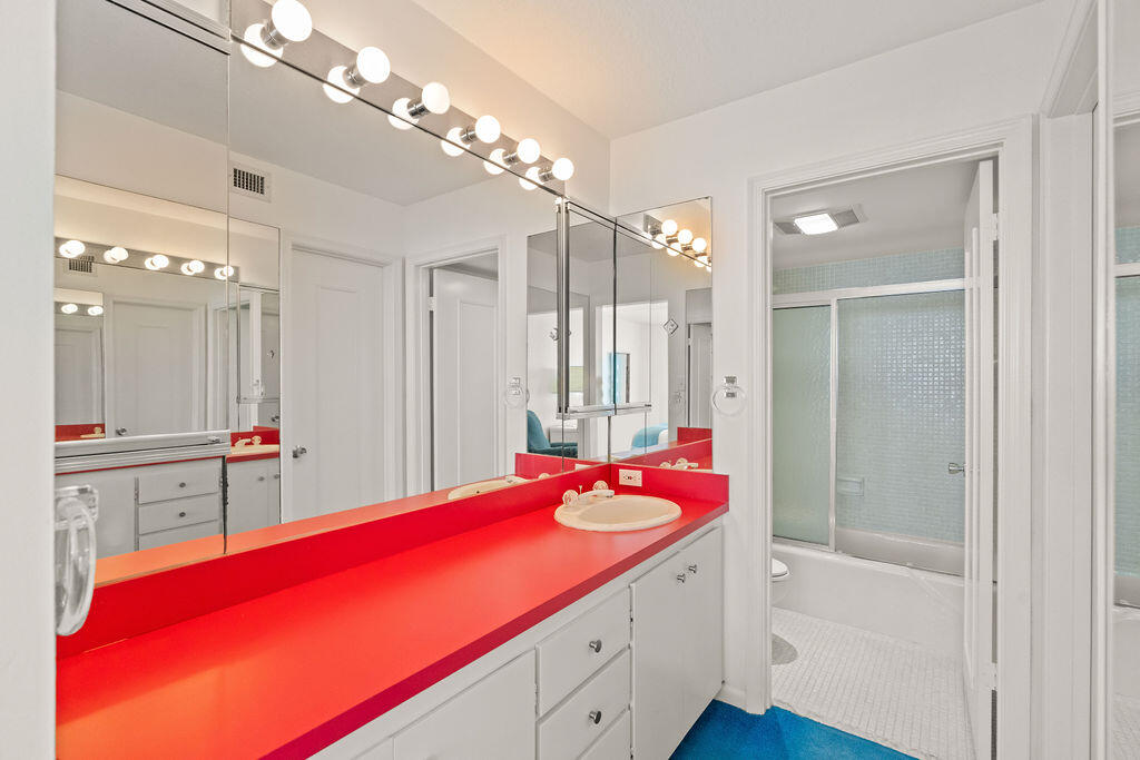 5380 N Ocean Drive 10g, Singer Island Unit: 10g