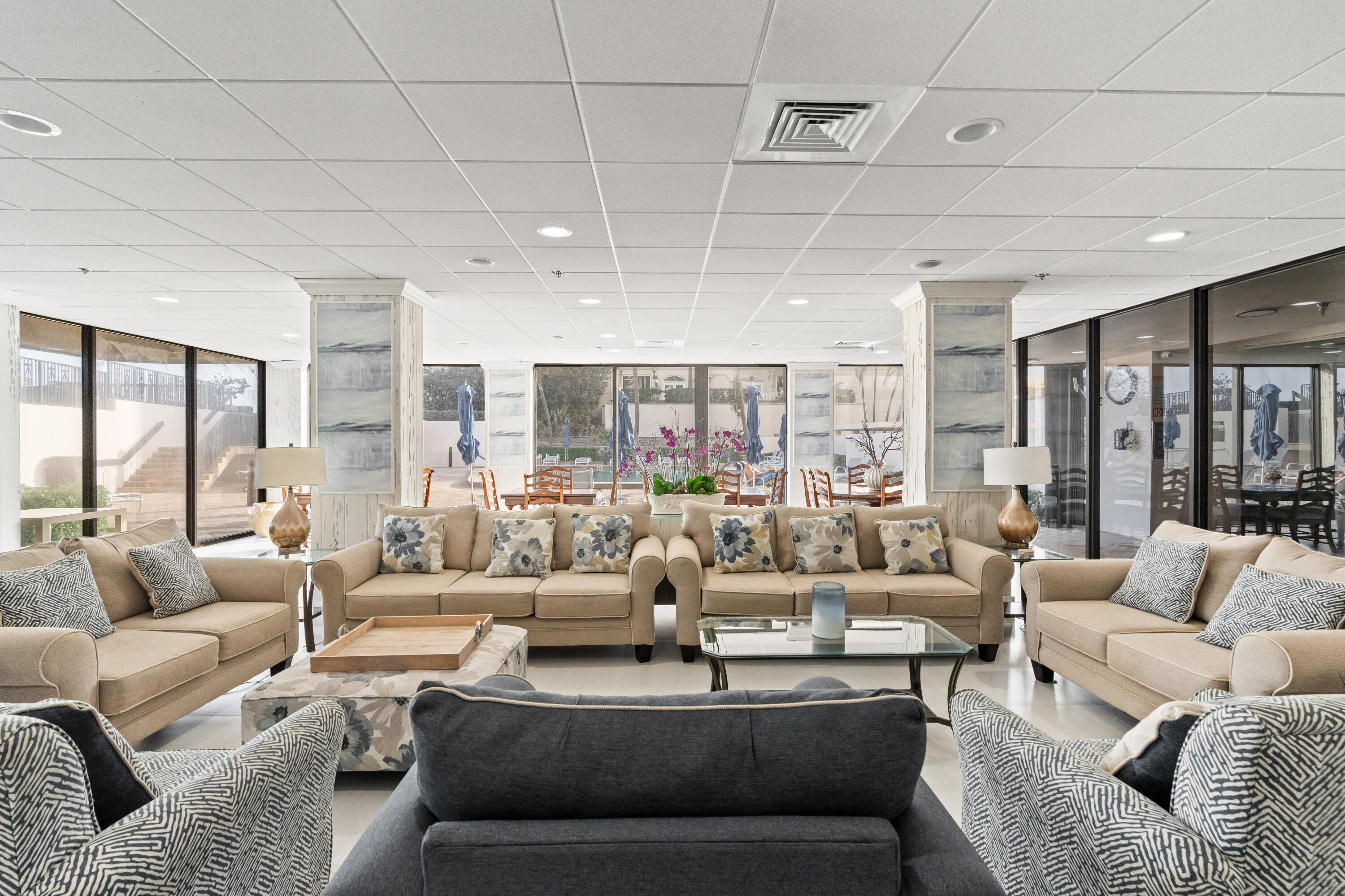 5380 N Ocean Drive 10g, Singer Island Unit: 10g