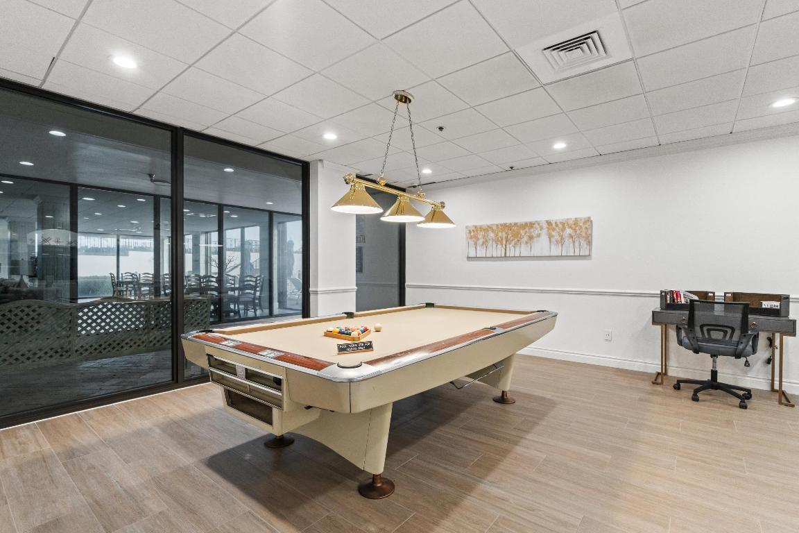 5380 N Ocean Drive 10g, Singer Island Unit: 10g