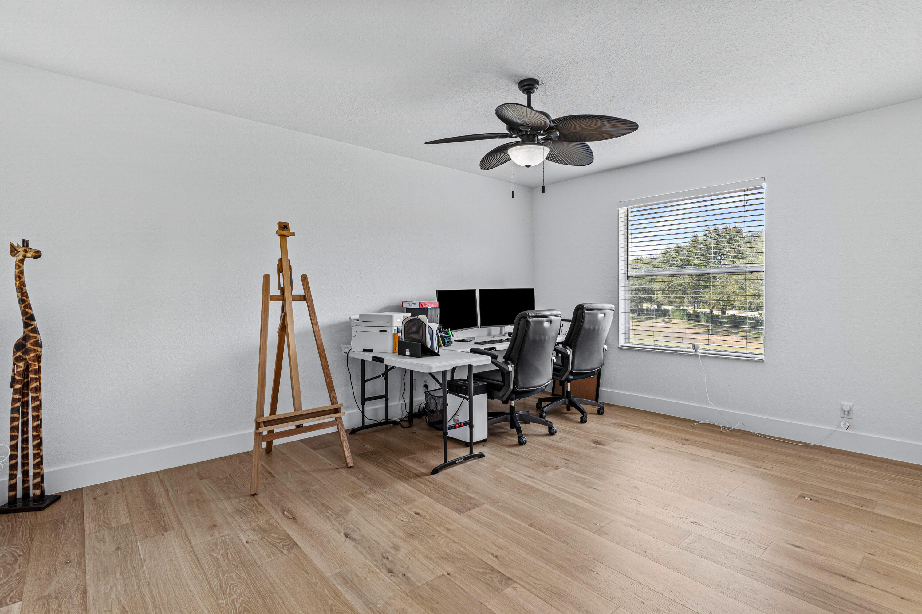853 Gazetta Way