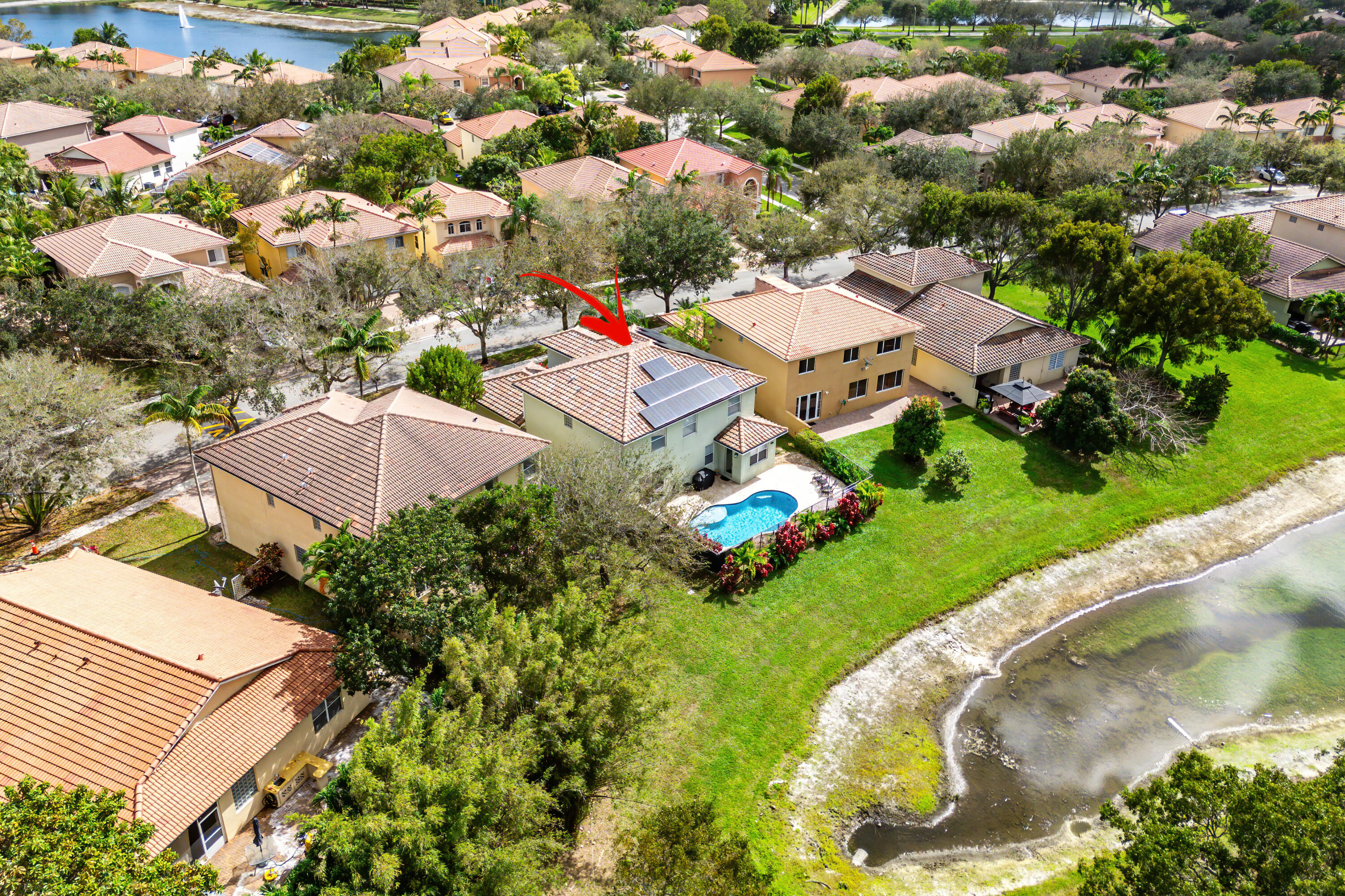 853 Gazetta Way