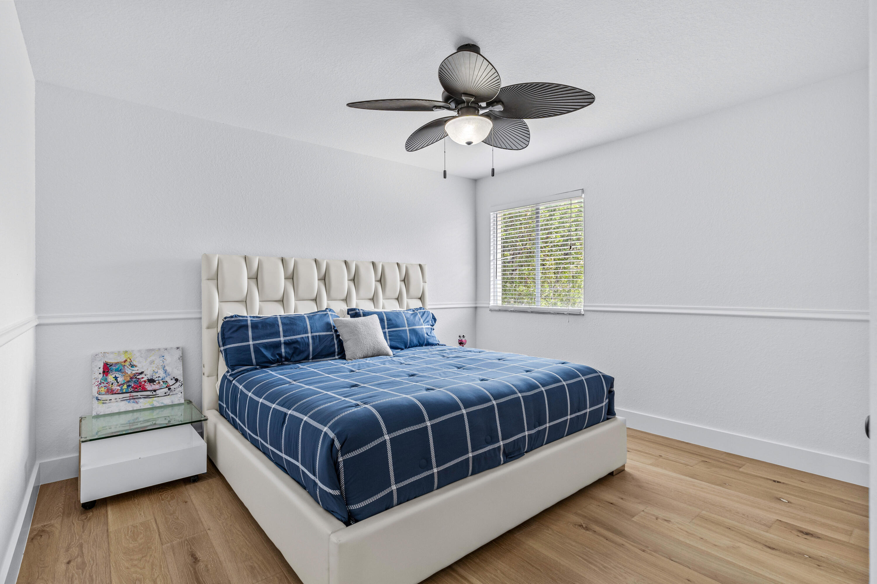 853 Gazetta Way