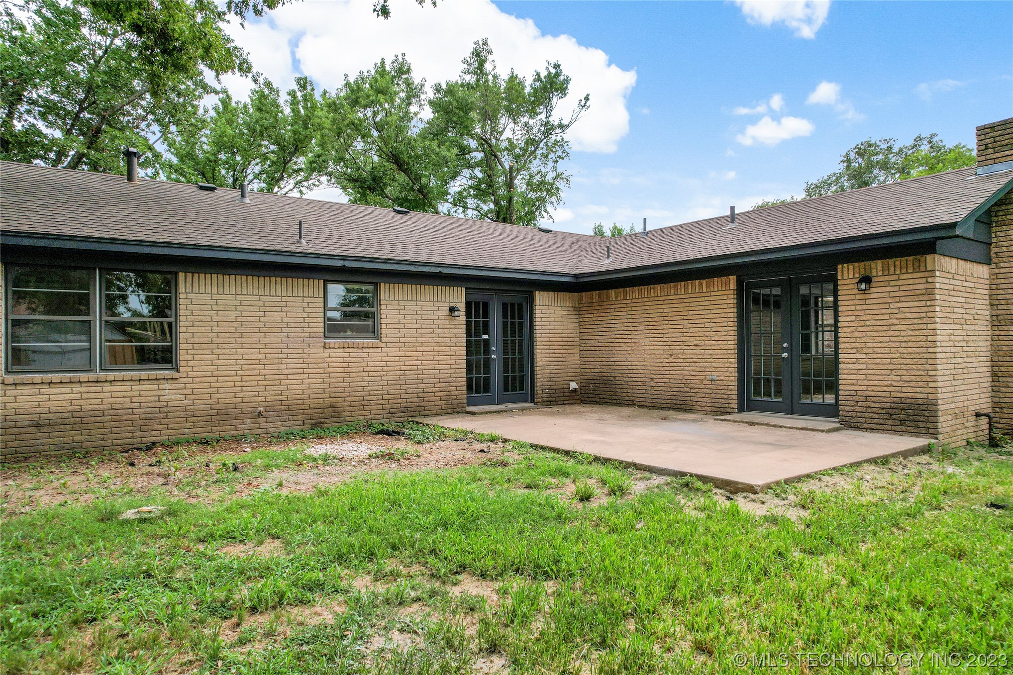 12325 E 25th Place
