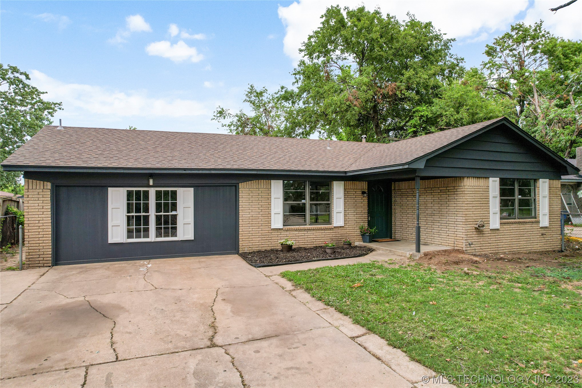 12325 E 25th Place