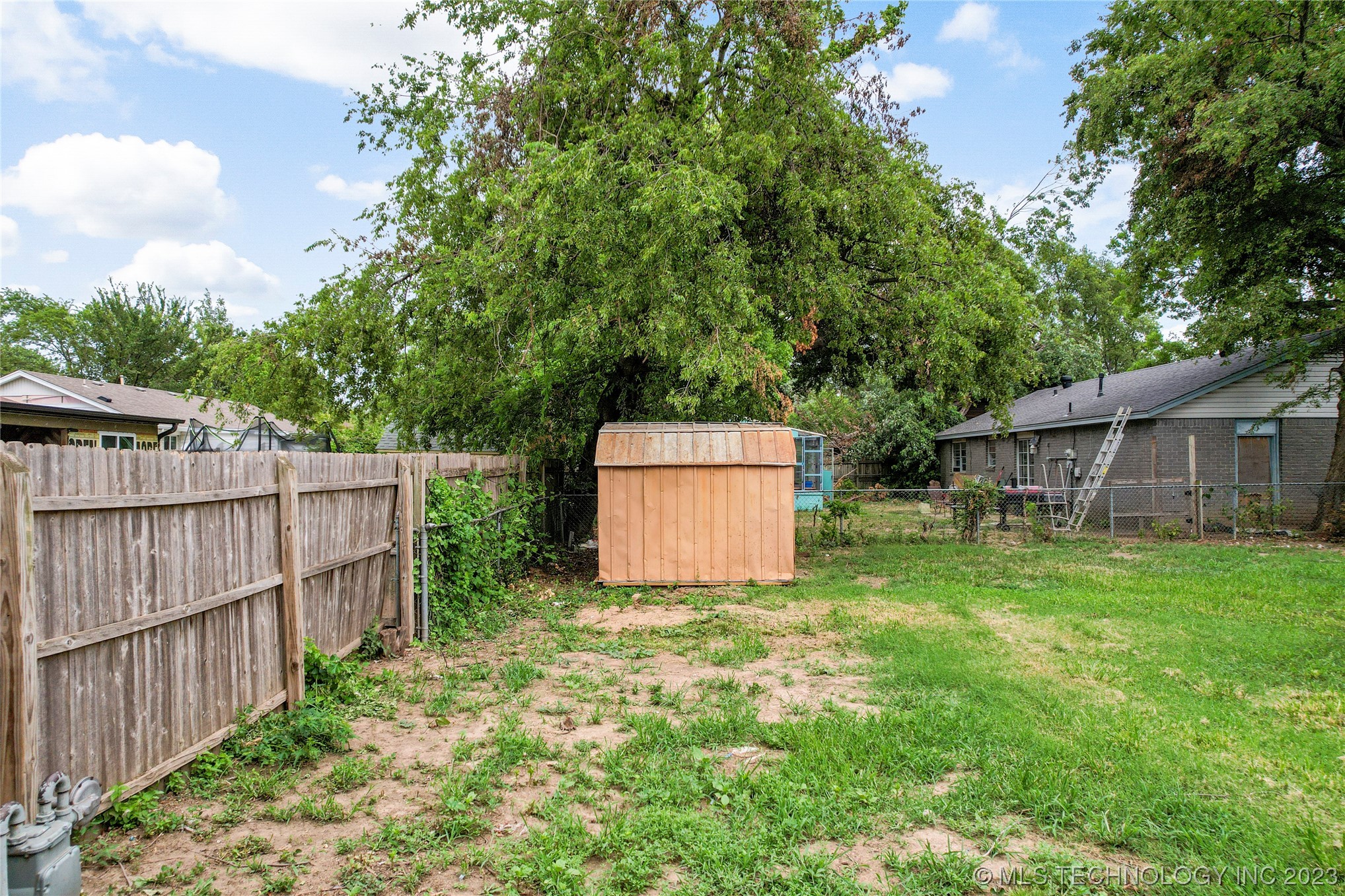 12325 E 25th Place