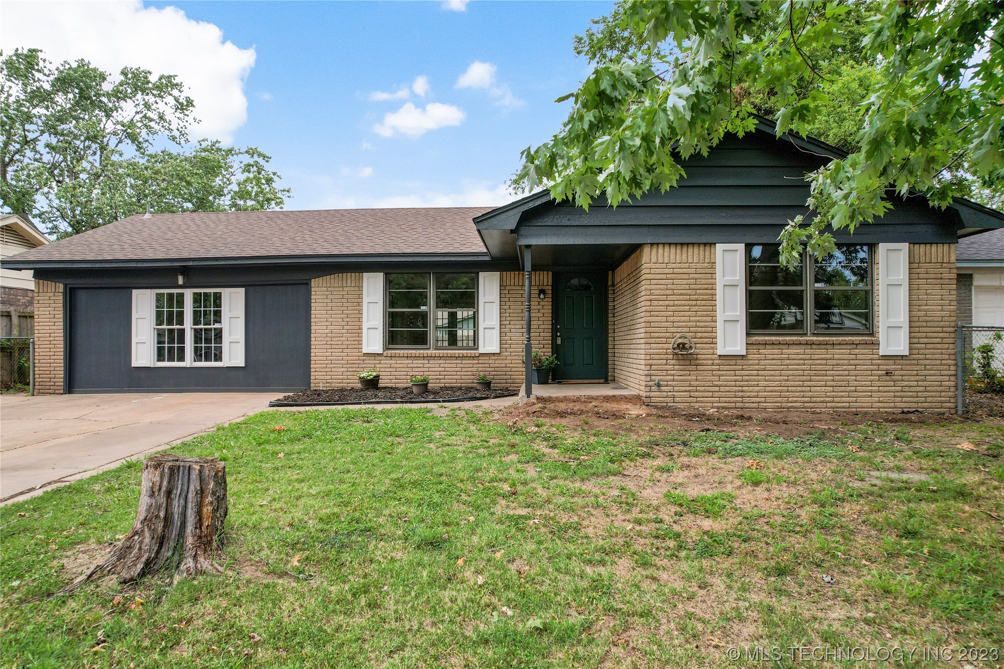 12325 E 25th Place