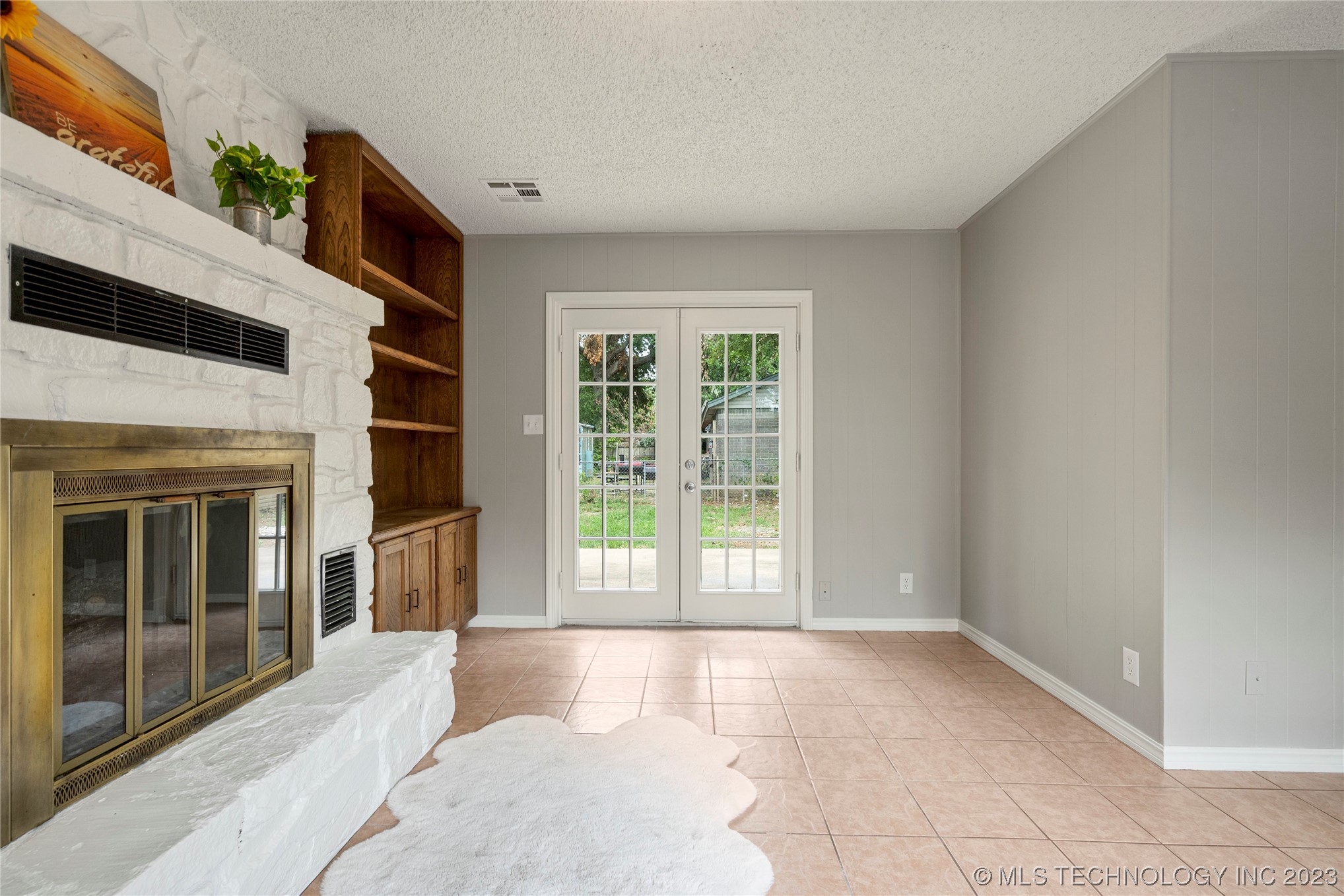 12325 E 25th Place