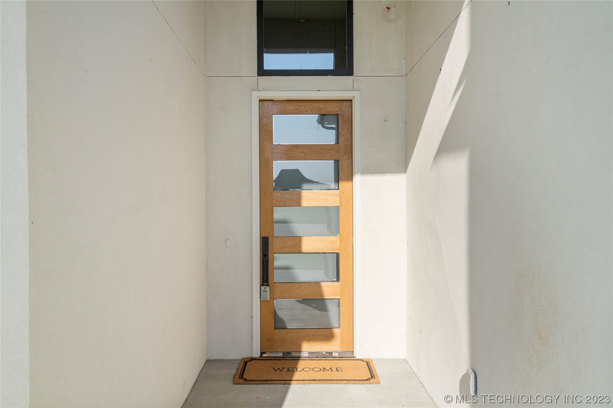13722 S 20th Place E