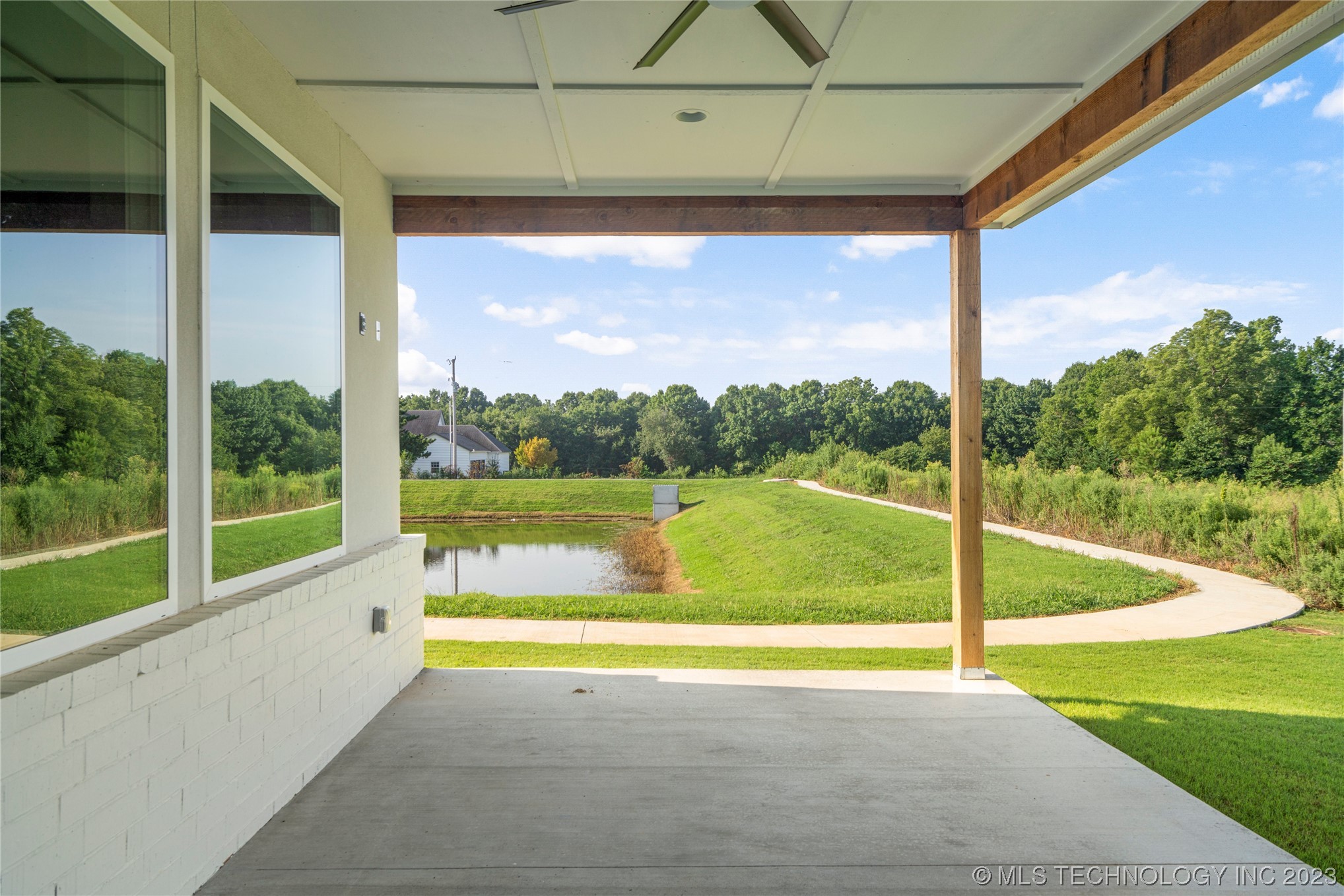 13722 S 20th Place E
