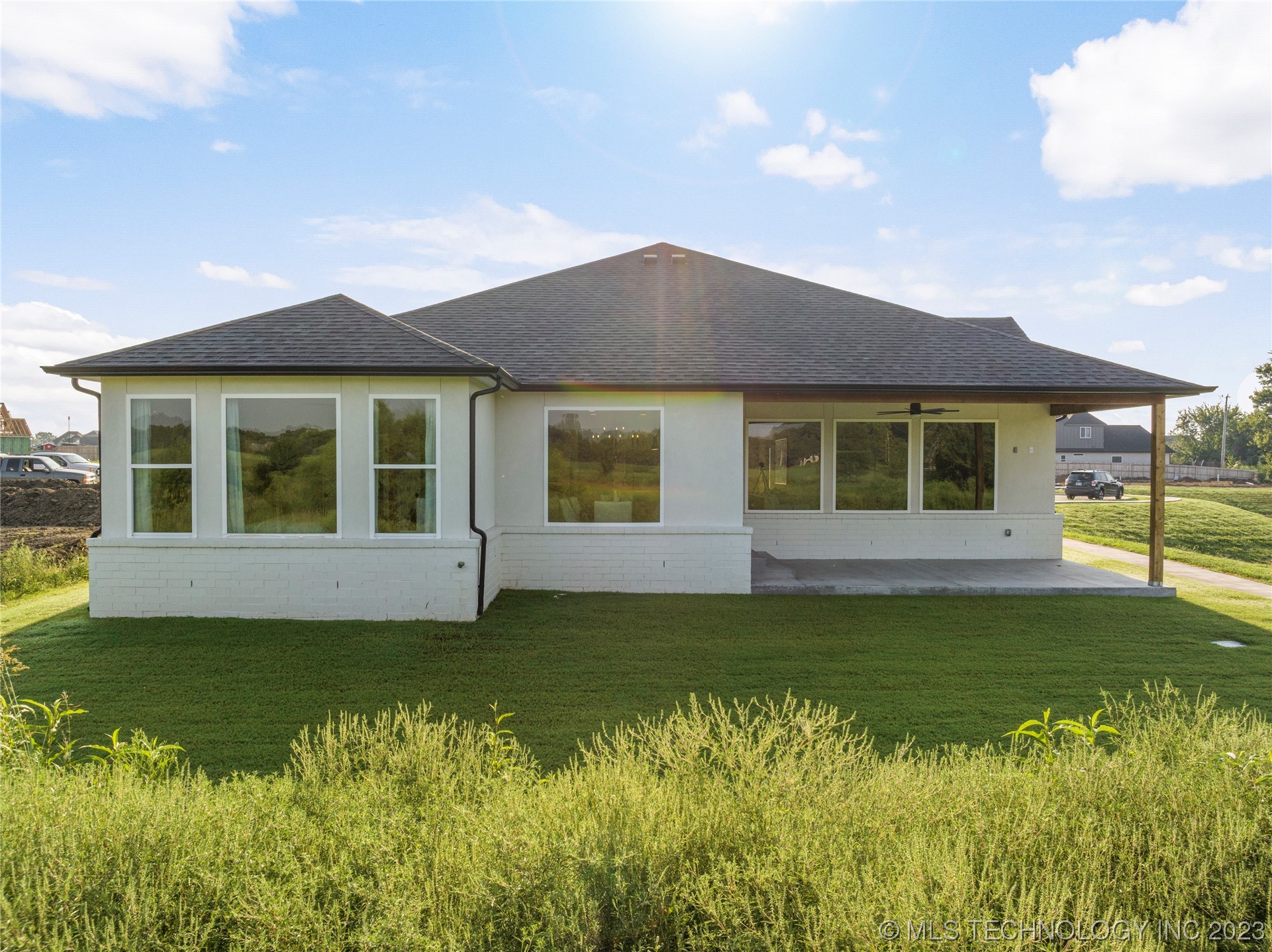 13722 S 20th Place E