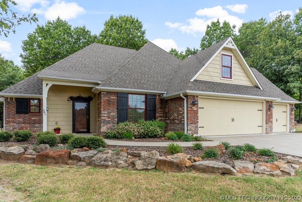 481 Lakeview Drive