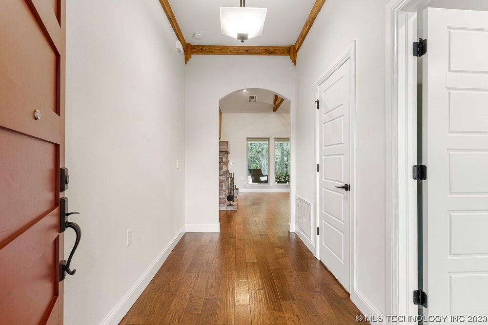 481 Lakeview Drive