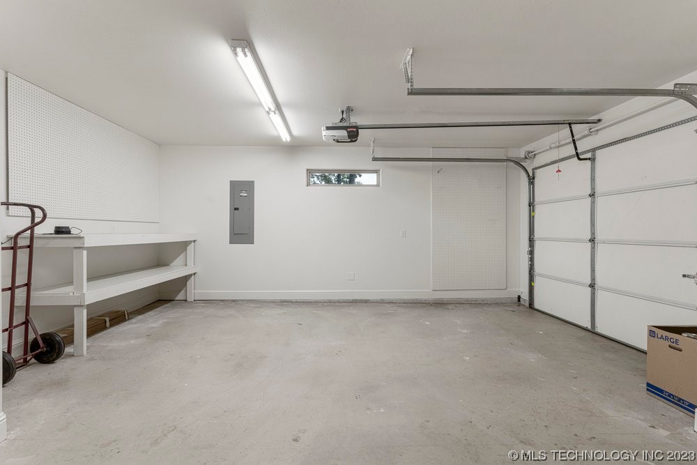 481 Lakeview Drive