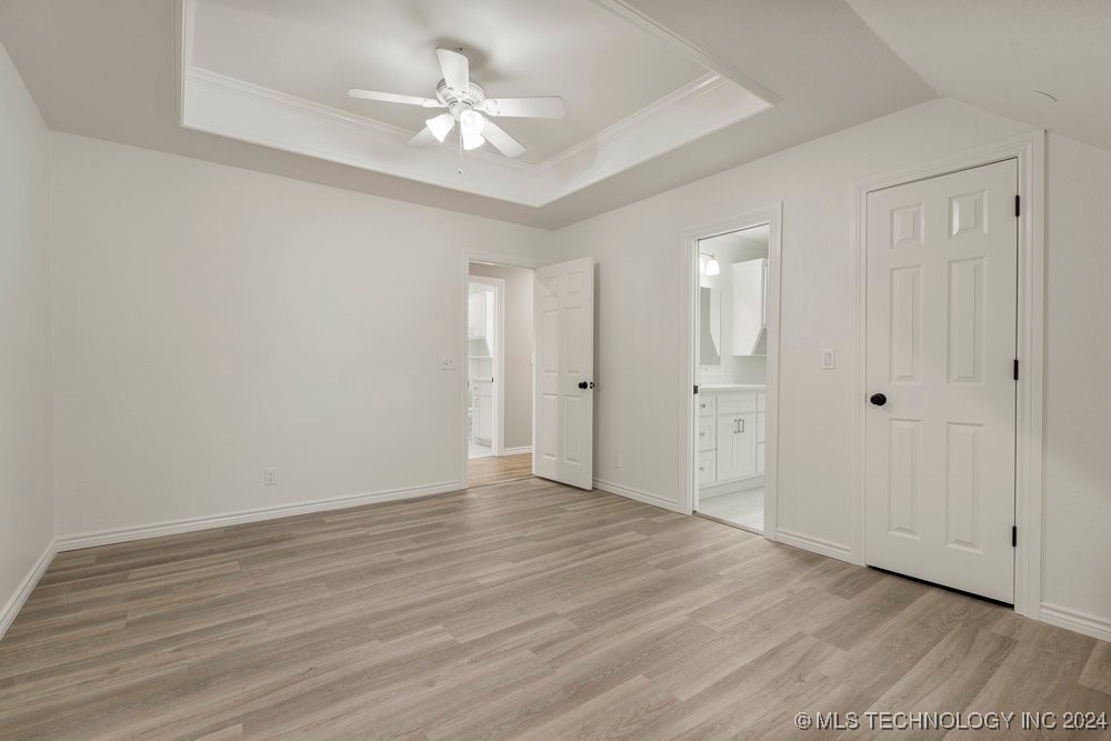 3708 S Mimosa Avenue