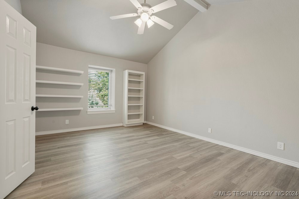 3708 S Mimosa Avenue