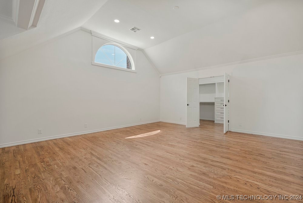 3708 S Mimosa Avenue