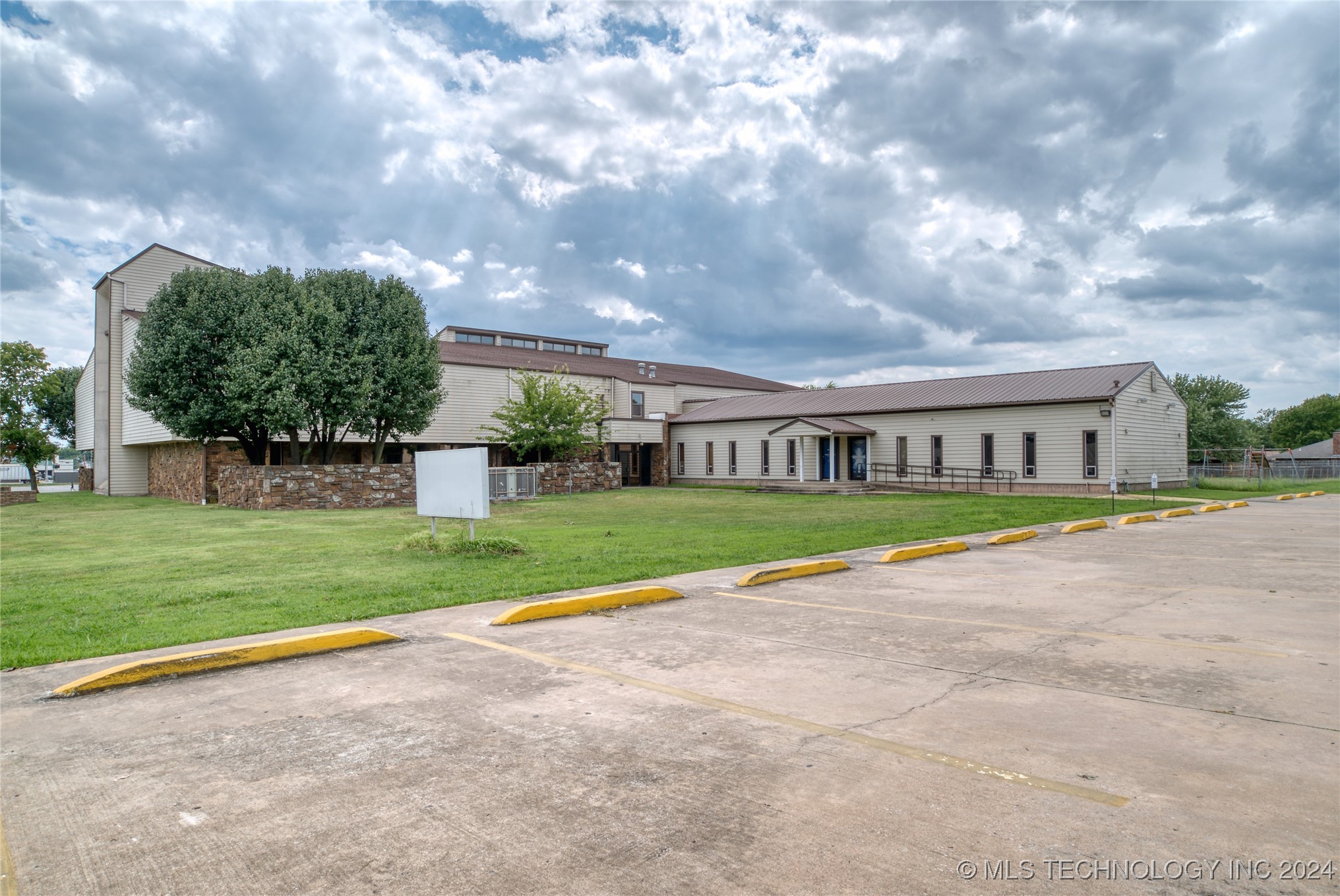 2930 S Garnett Road