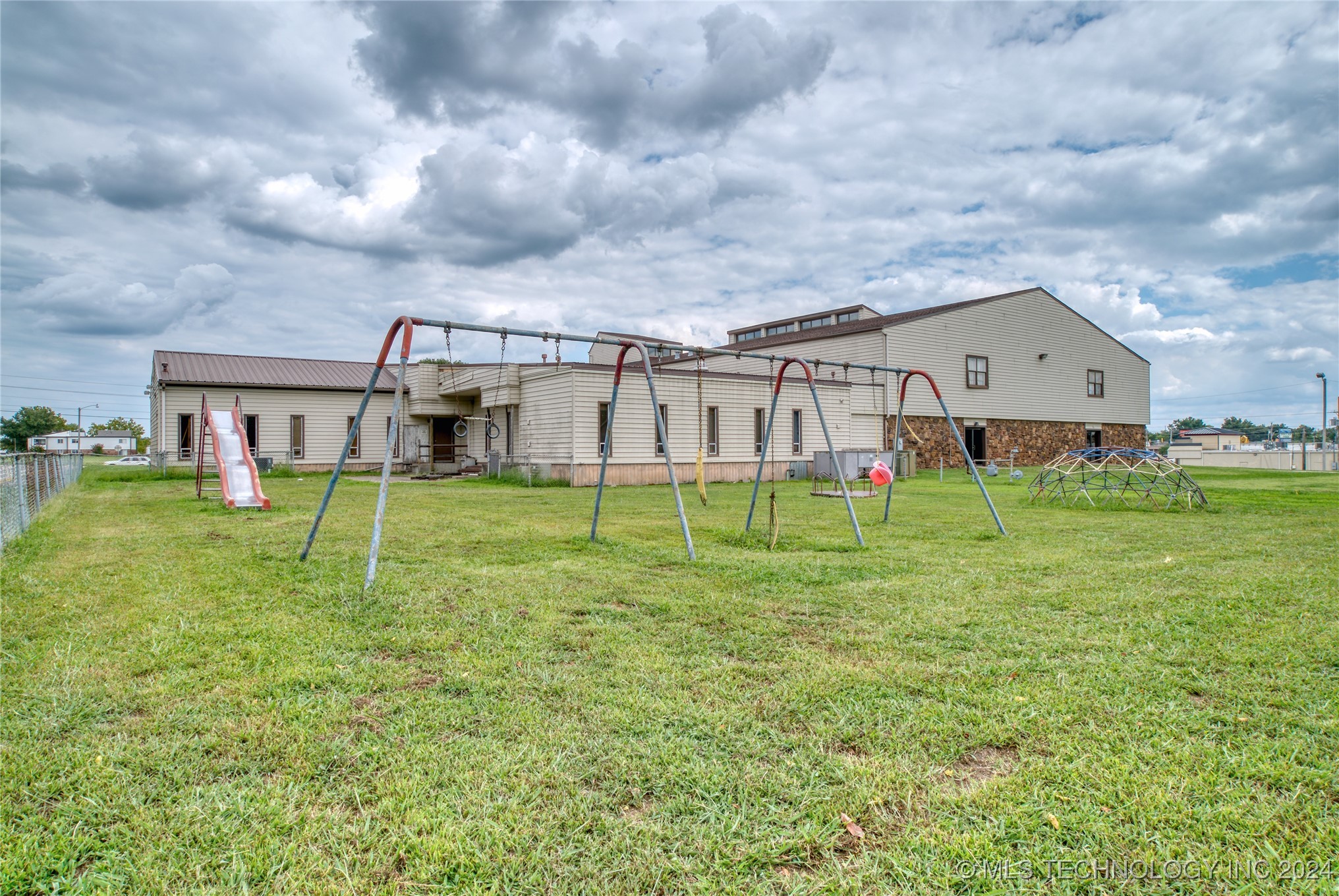 2930 S Garnett Road