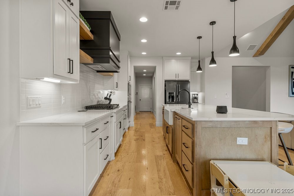 13722 S 20th Place E
