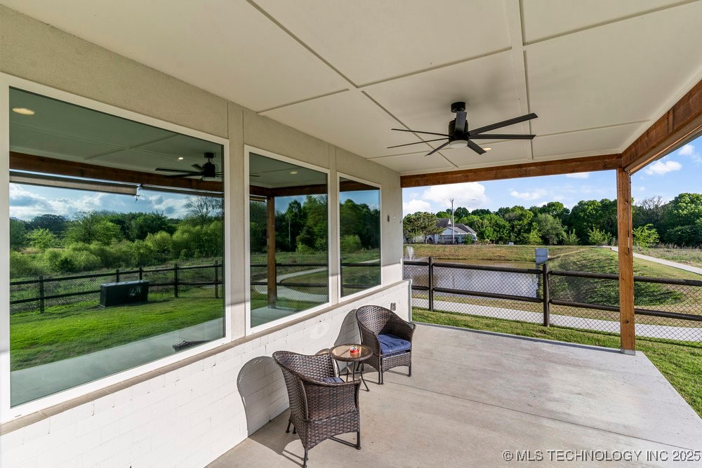 13722 S 20th Place E