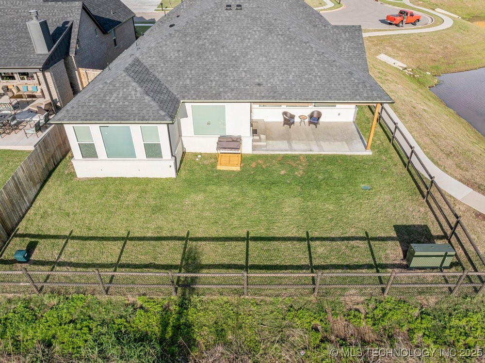 13722 S 20th Place E