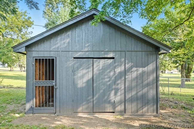 2415 E 29th Street North