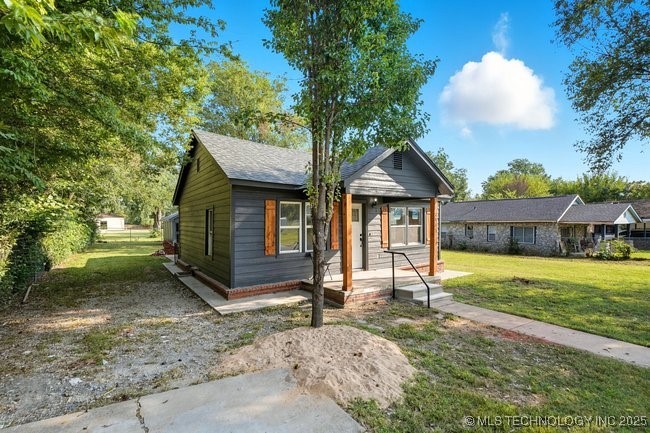 2415 E 29th Street North