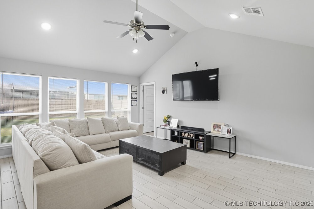 1917 E Van Buren Street