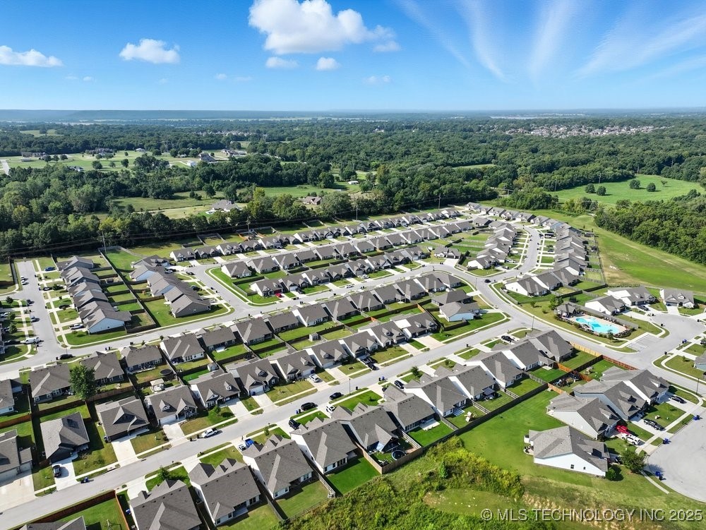 1917 E Van Buren Street