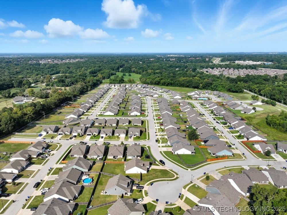 1917 E Van Buren Street