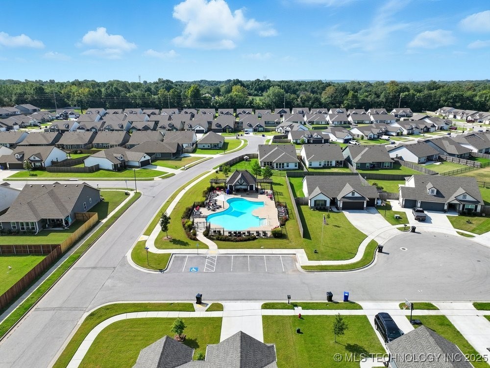 1917 E Van Buren Street