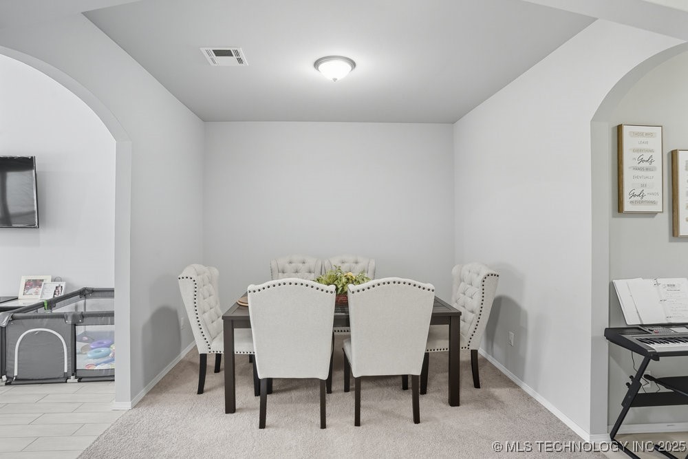 1917 E Van Buren Street