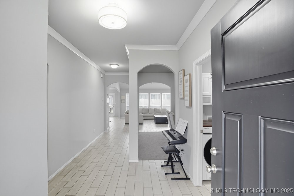 1917 E Van Buren Street