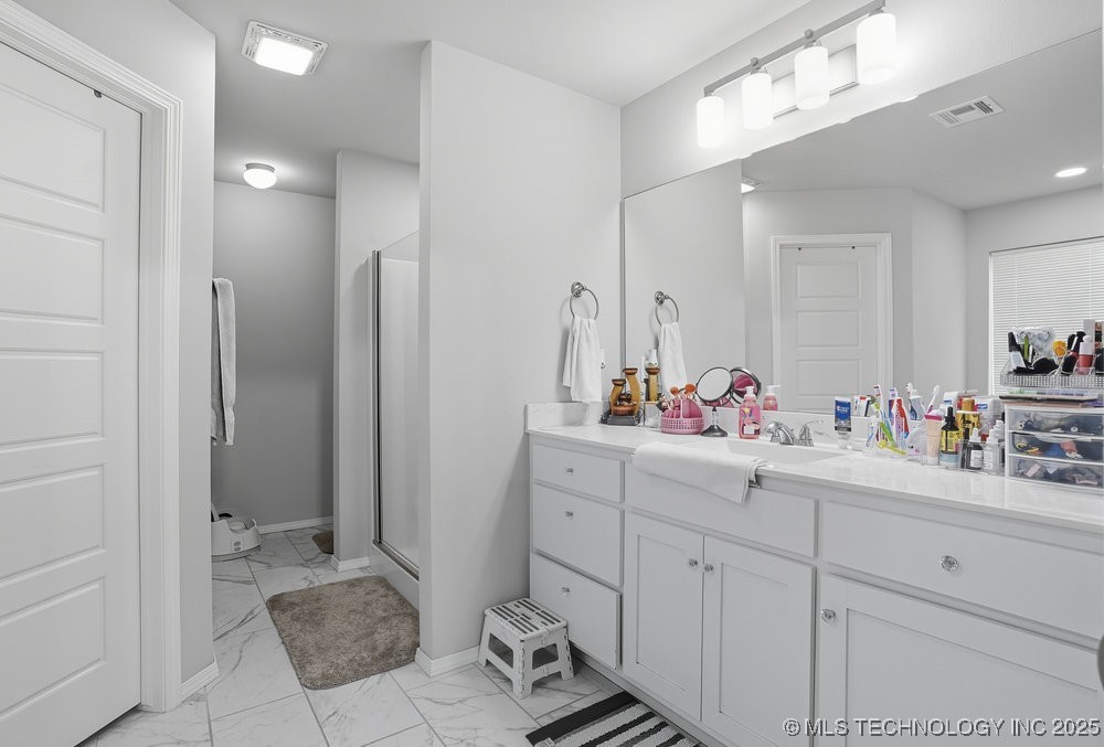 1917 E Van Buren Street