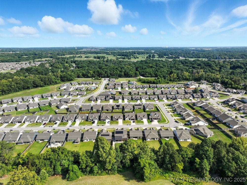 1917 E Van Buren Street