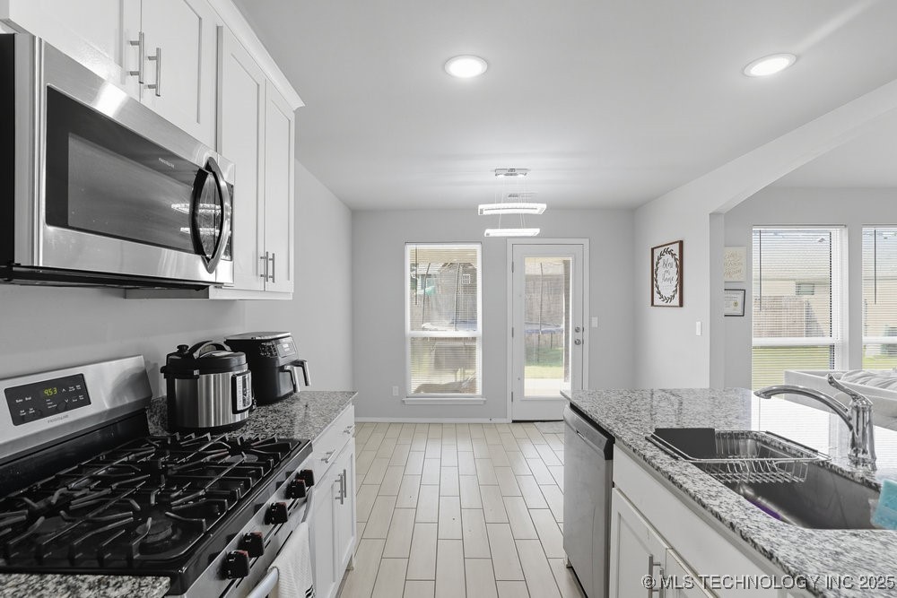 1917 E Van Buren Street