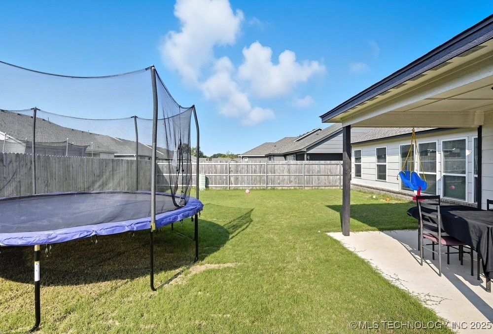 1917 E Van Buren Street