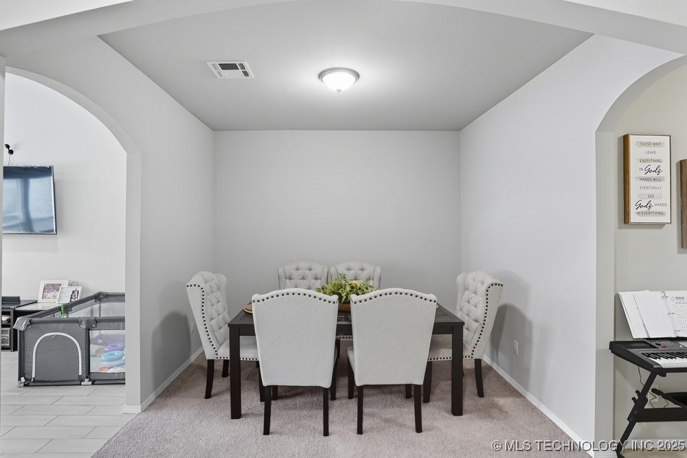 1917 E Van Buren Street