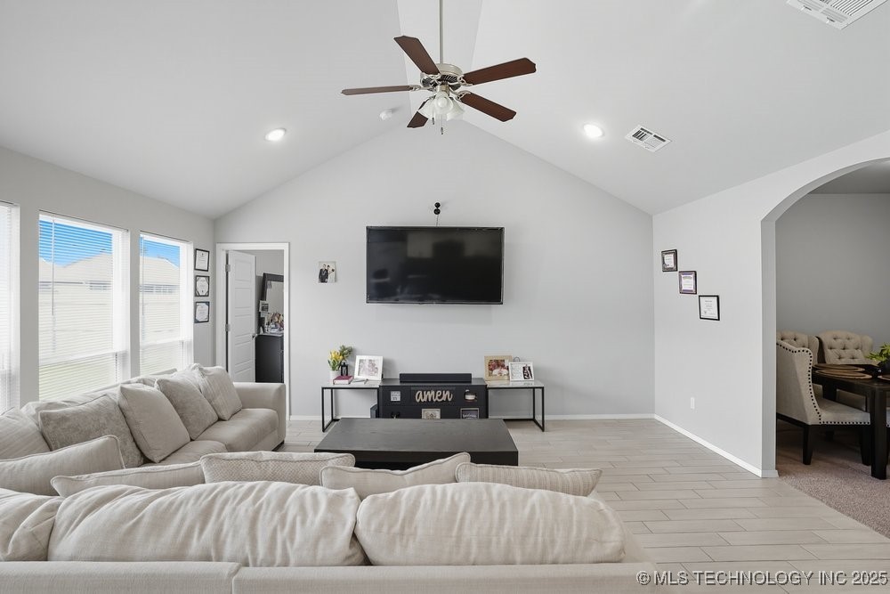 1917 E Van Buren Street