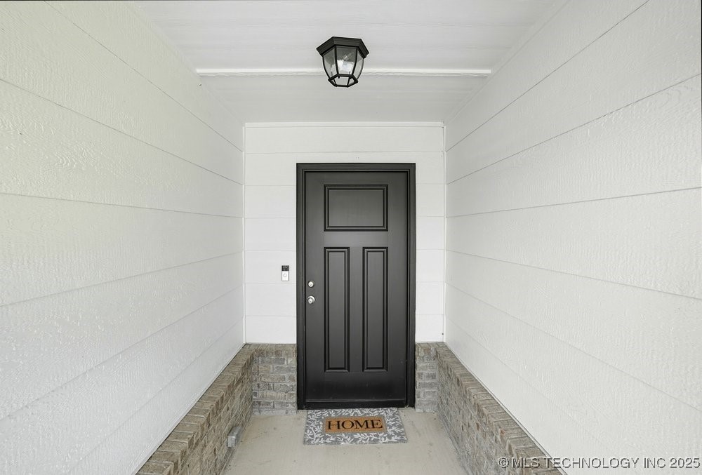 1917 E Van Buren Street