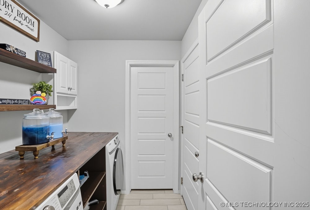 1917 E Van Buren Street