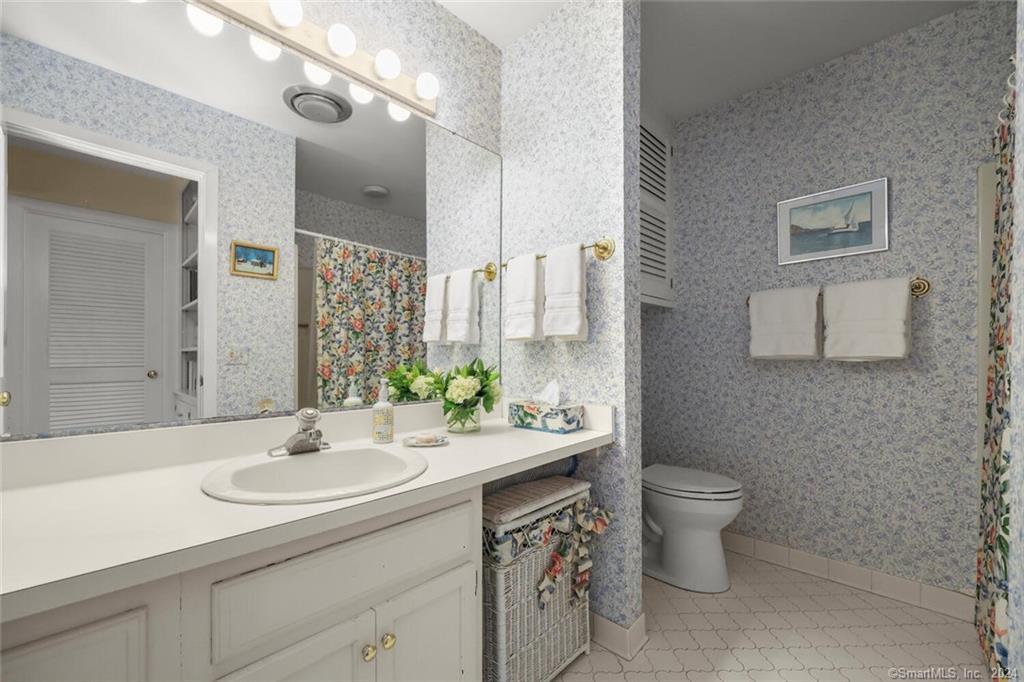 82 Salt Meadow Road 82