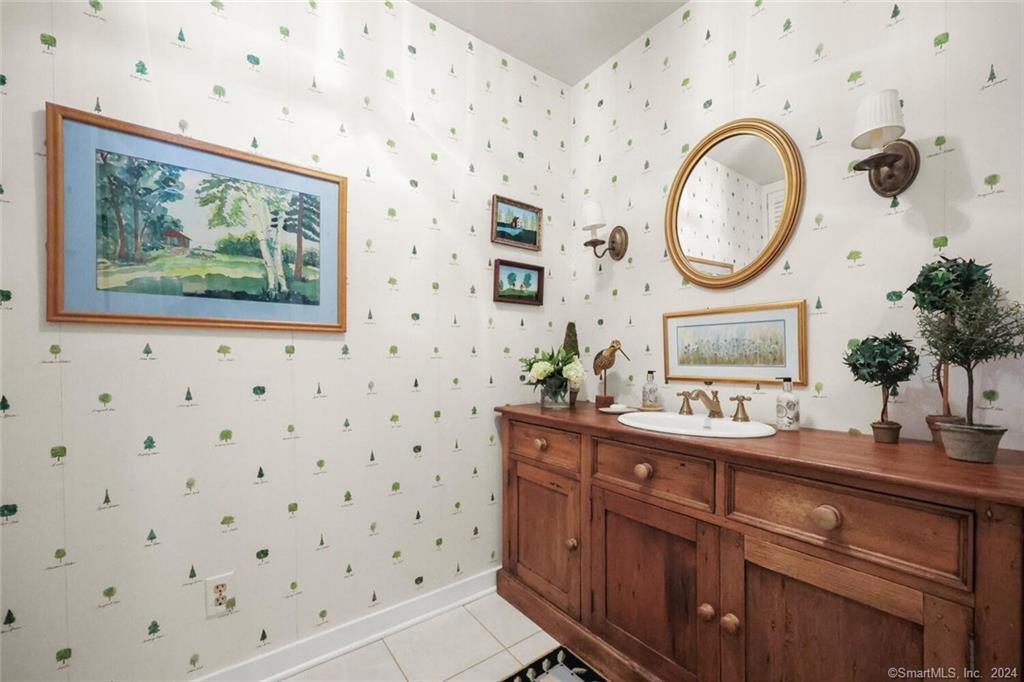 82 Salt Meadow Road 82
