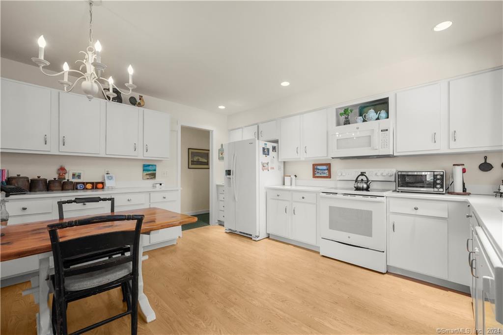 82 Salt Meadow Road 82