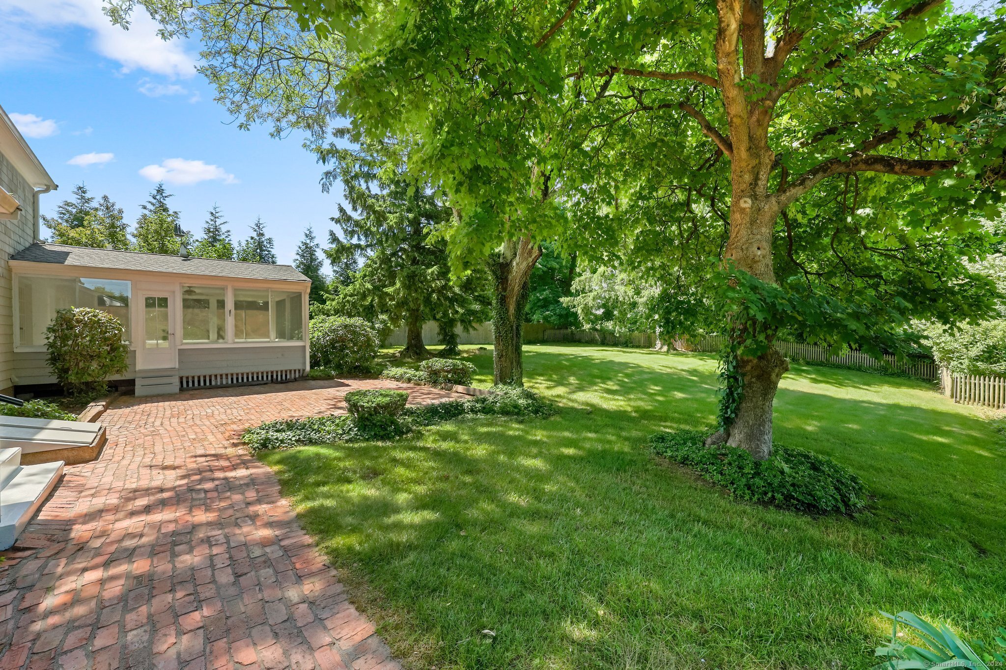 127 South Gate Lane
