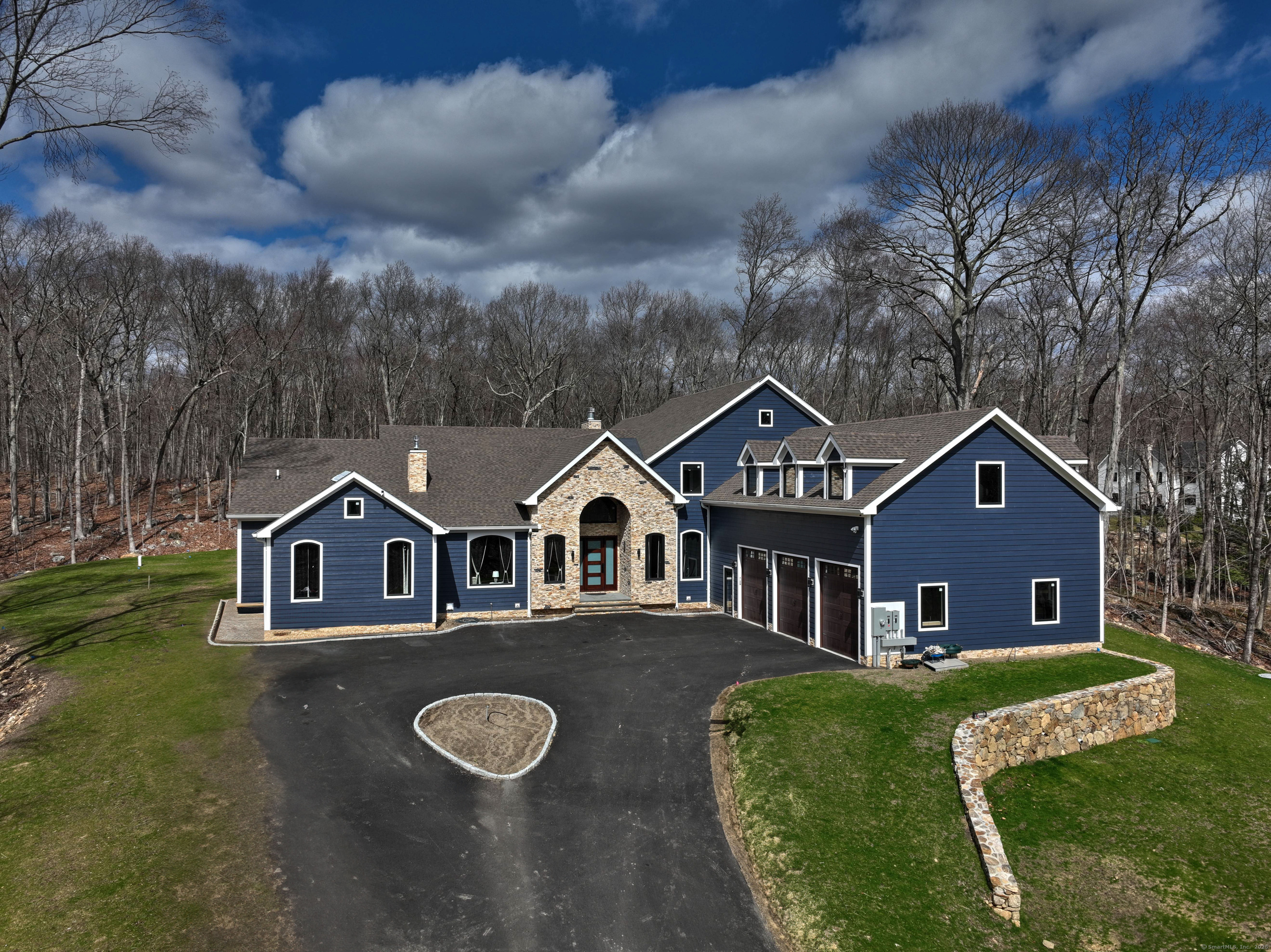 15 Tatetuck Trail