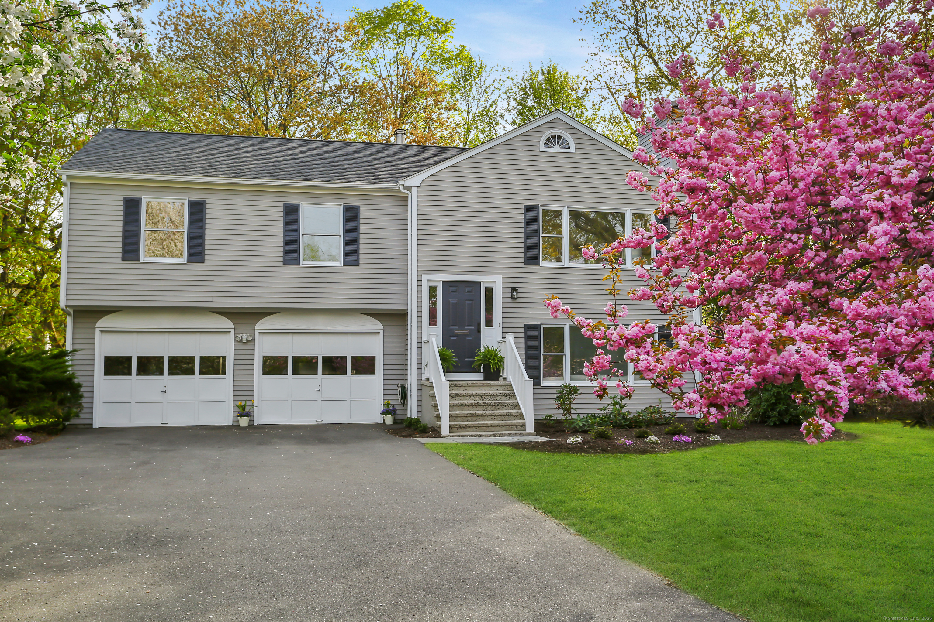 15 Westfair Drive